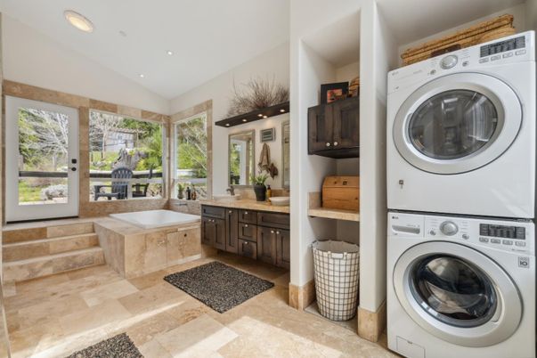 Bathroom, Interior, Recessed Lighting, Utility Closets, Washer