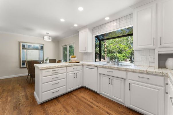 Dining room, Interior, Kitchen, Recessed Lighting, Tile Countertops, Wood Texture Flooring