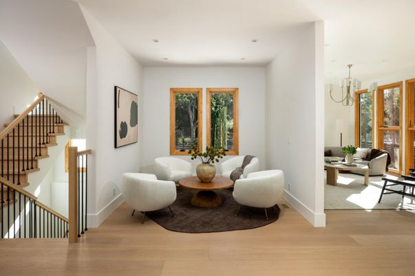 Chandelier, Dining room, Interior, Living room, Recessed Lighting, Wood Texture Flooring