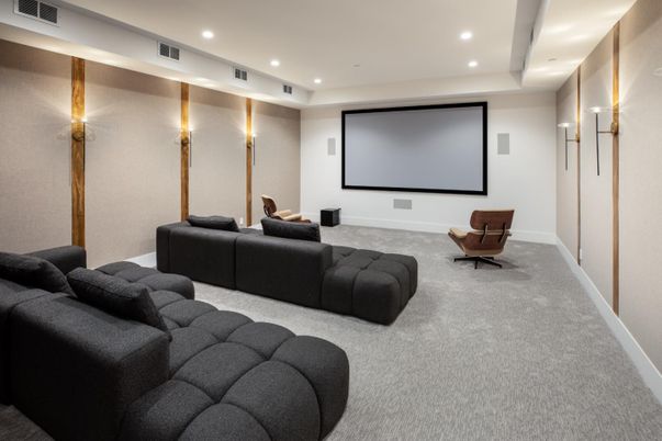 Interior, Projection Screen, Recessed Lighting, Theatre Room