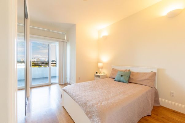 Bedroom, Interior, Water, Wood Texture Flooring