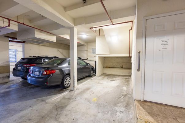 Garage, Interior