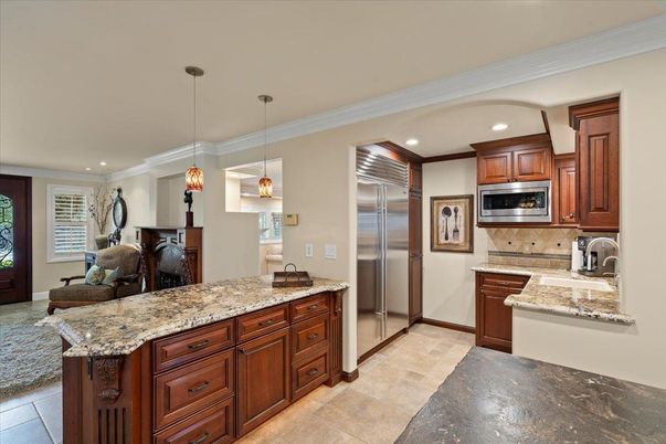 Interior, Kitchen, Pendant Lights, Recessed Lighting, Stainless Steel Appliances