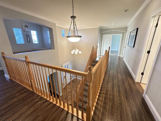 Interior, Pendant Lights, Recessed Lighting, Wood Texture Flooring