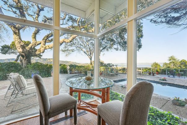 Interior, Sun Room, Water