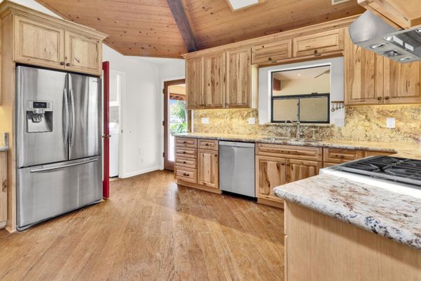 Interior, Kitchen, Stainless Steel Appliances, Wooden Beams, Wooden Ceilings, Wood Texture Flooring