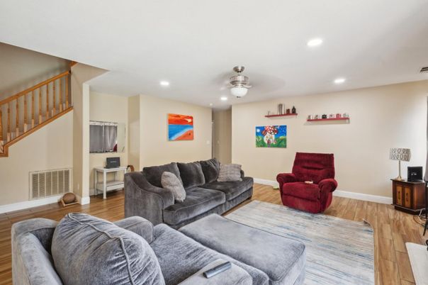 Interior, Living room, Recessed Lighting, Wood Texture Flooring