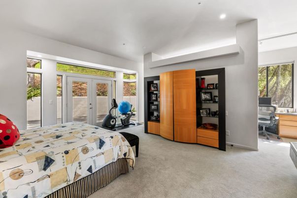 Bedroom, Fitness Equipment, Interior, Recessed Lighting