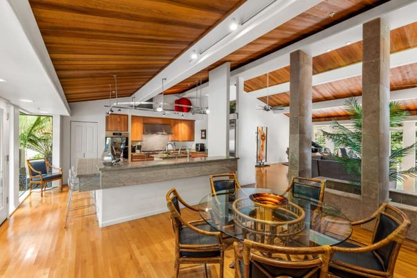 Dining room, Interior, Kitchen, Pendant Lights, Recessed Lighting, Wooden Beams, Wooden Ceilings, Wood Texture Flooring