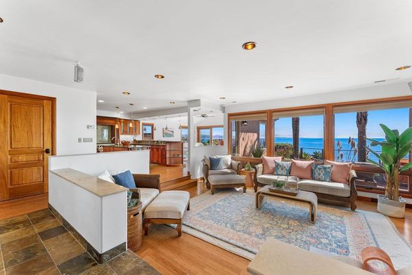 Interior, Kitchen, Living room, Pendant Lights, Recessed Lighting, Stainless Steel Appliances, Water