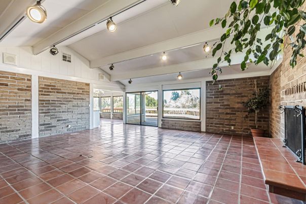 Empty room, Interior, Stone Walls