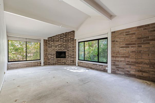 Empty room, Interior, Stone Walls