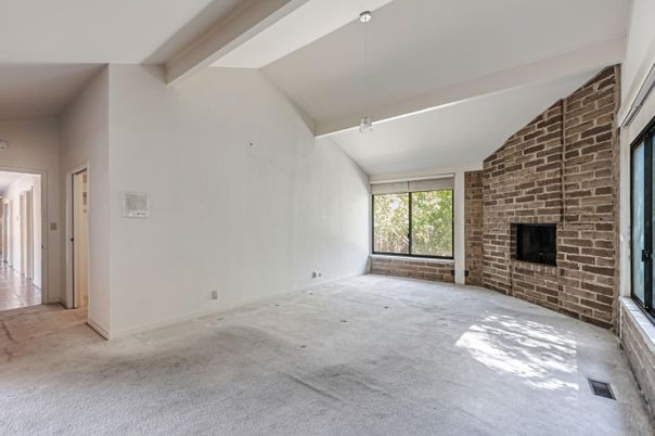Empty room, Fireplace, Interior, Stone Walls