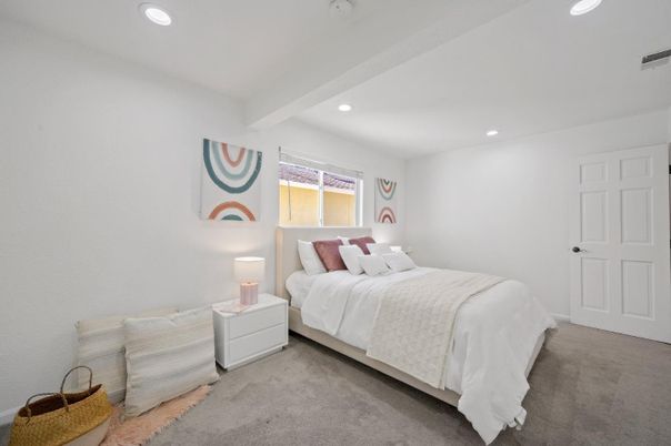Bedroom, Interior, Recessed Lighting