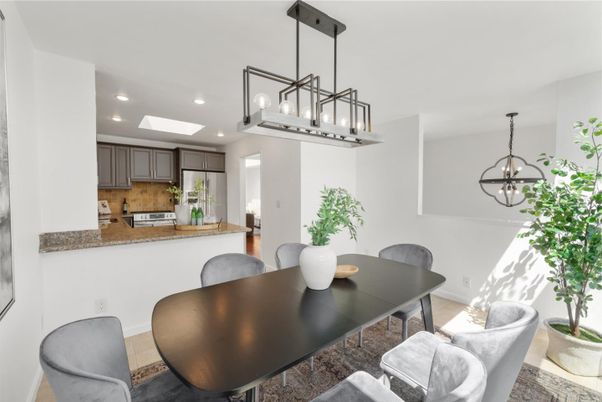 Dining room, Interior, Kitchen, Pendant Lights, Recessed Lighting