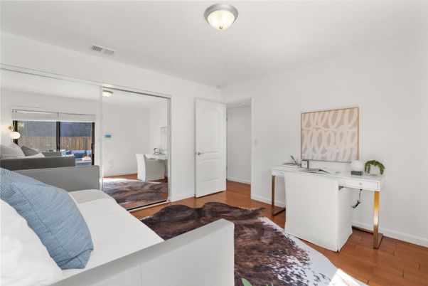 Bedroom, Home Office, Interior, Wood Texture Flooring