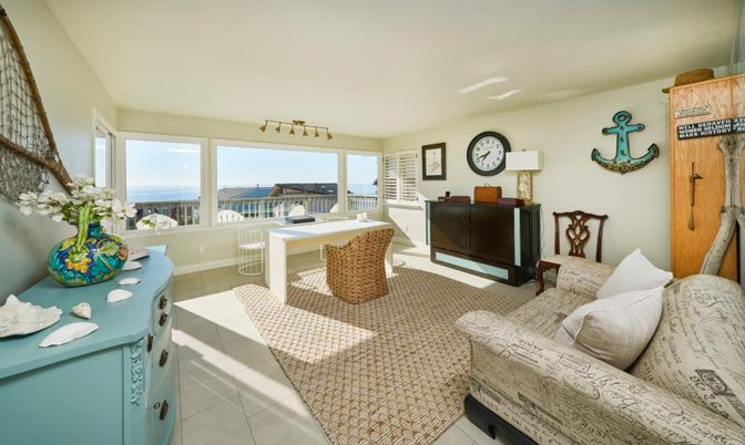 Dining room, Interior, Living room, Water