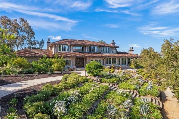 Backyard, Exterior, Facade, Mediterranean