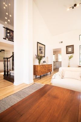 Interior, Pendant Lights, Wood Texture Flooring