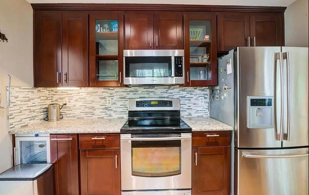 Interior, Kitchen, Stainless Steel Appliances