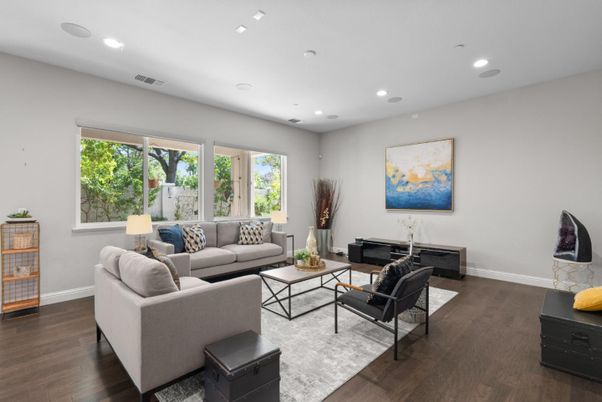Interior, Living room, Recessed Lighting, Wood Texture Flooring