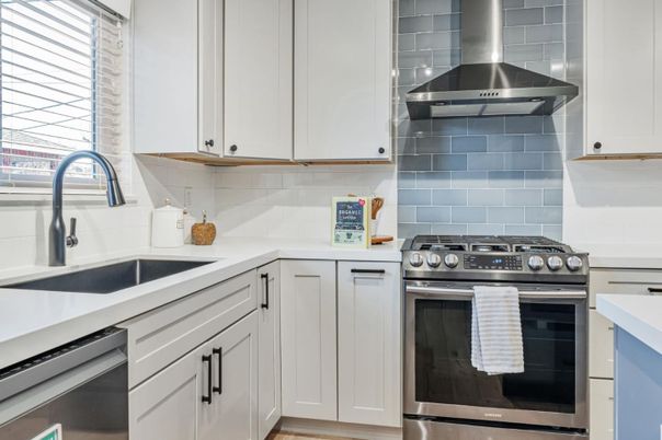 Interior, Kitchen, Stainless Steel Appliances, Wood Texture Flooring