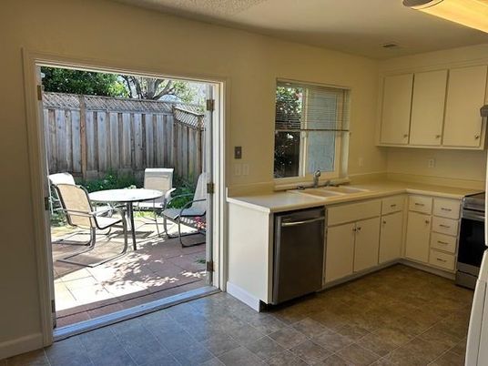 Dining room, Interior, Kitchen, Stainless Steel Appliances