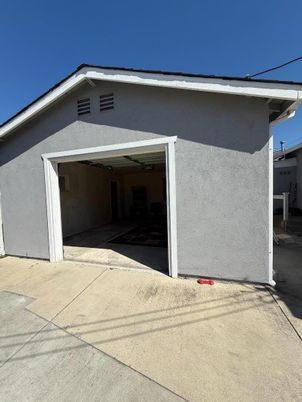 Detached Garage, Exterior