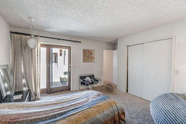 Bedroom, Interior, Pendant Lights