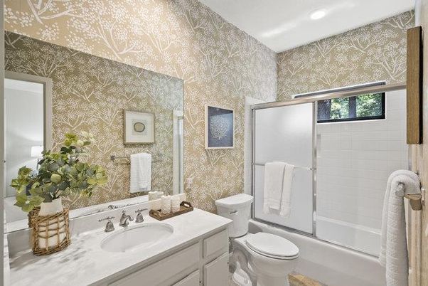 Bathroom, Interior, Recessed Lighting
