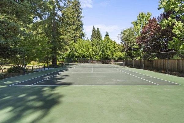 Exterior, Tennis Courts