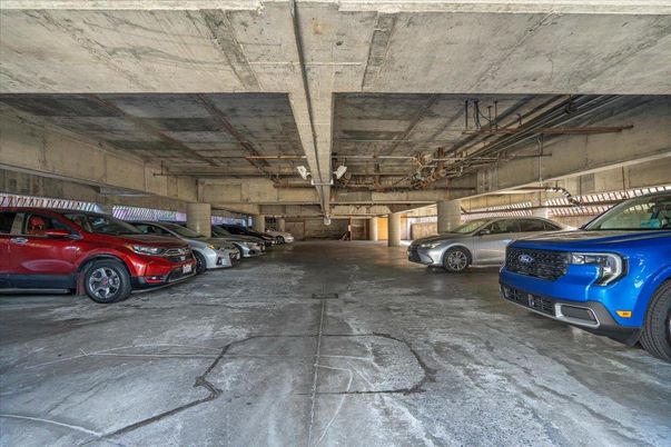 Garage, Interior