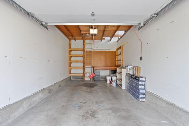 Garage, Interior, Wooden Beams, Wooden Ceilings