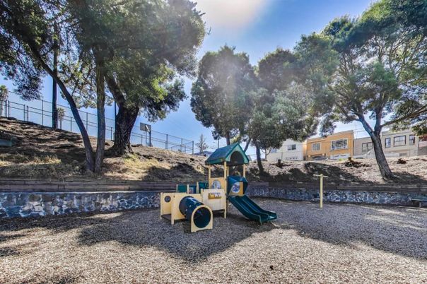 Backyard, Exterior, Playground