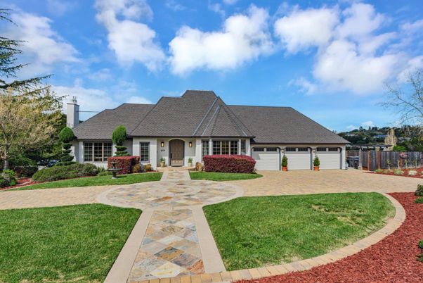 Attached, Backyard, Exterior, Facade, Cape Cod