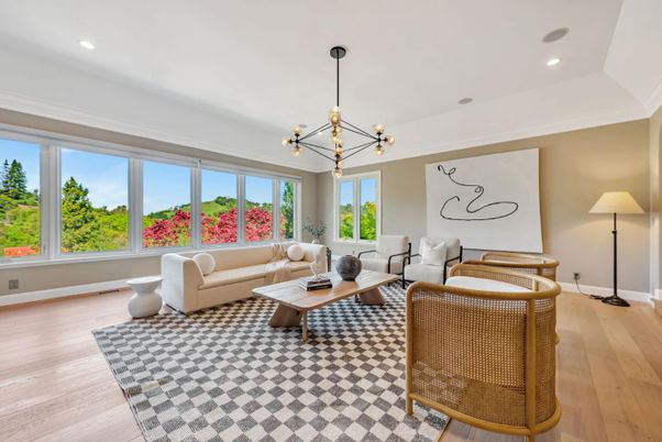 Interior, Living room, Pendant Lights, Recessed Lighting, Wood Texture Flooring