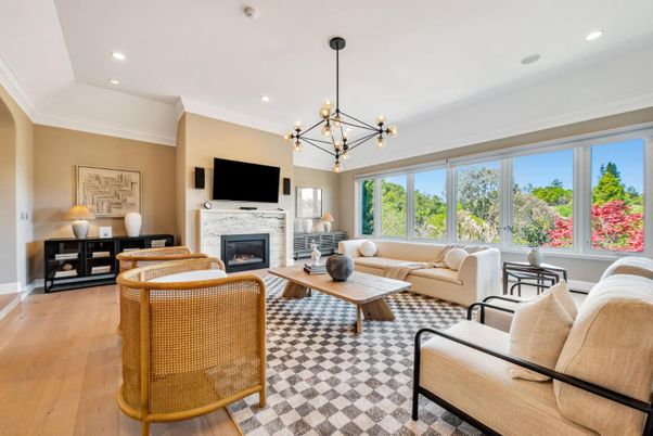 Fireplace, Interior, Living room, Pendant Lights, Recessed Lighting, Wood Texture Flooring