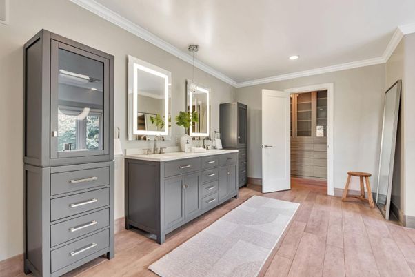 Bathroom, Dual Sink Vanities, Interior, Pendant Lights, Recessed Lighting, Wood Texture Flooring