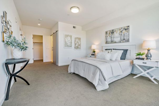 Bedroom, Interior, Recessed Lighting