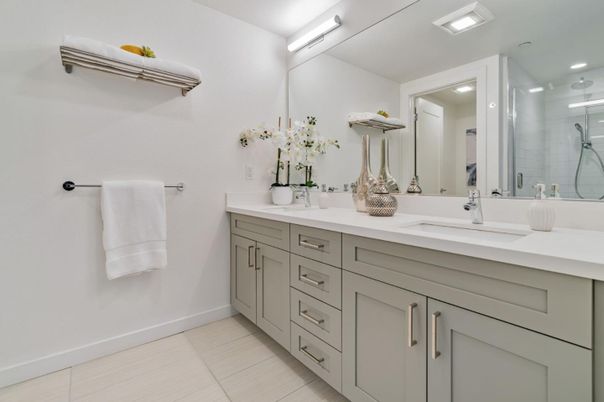 Bathroom, Dual Sink Vanities, Interior, Recessed Lighting