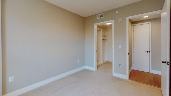 Empty room, Interior, Recessed Lighting