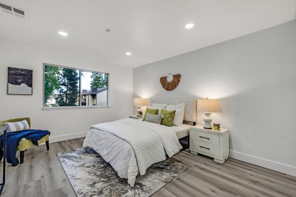 Bedroom, Interior, Recessed Lighting, Wood Texture Flooring