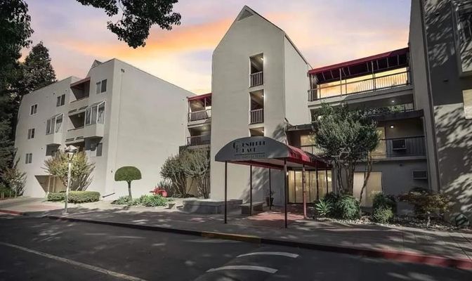 Exterior, Facade, Condo Building