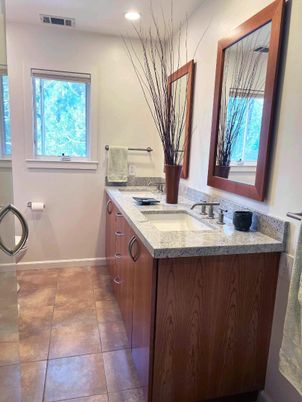 Bathroom, Interior, Recessed Lighting