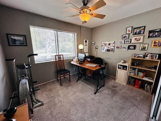 Home Office, Interior