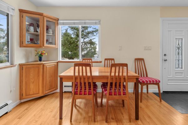 Dining room, Interior, Wood Texture Flooring