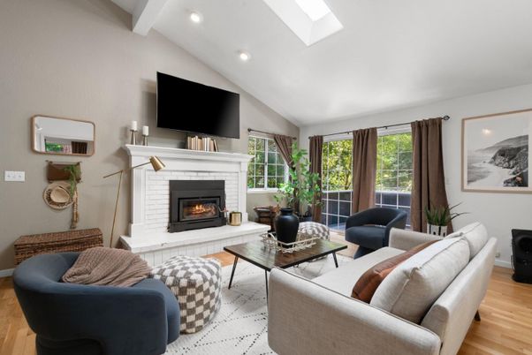 Fireplace, Interior, Living room, Recessed Lighting, Wood Texture Flooring