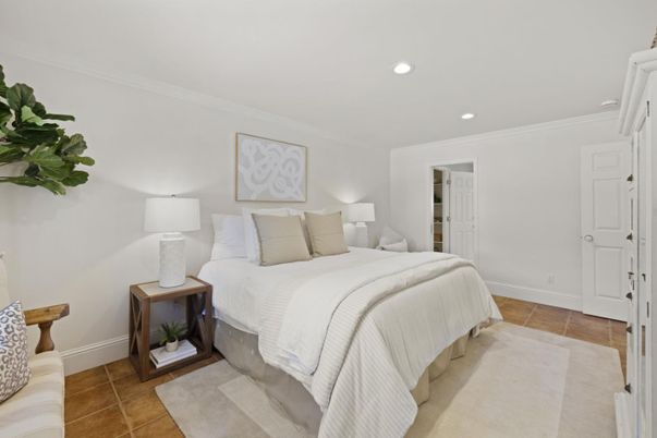 Bedroom, Interior, Recessed Lighting
