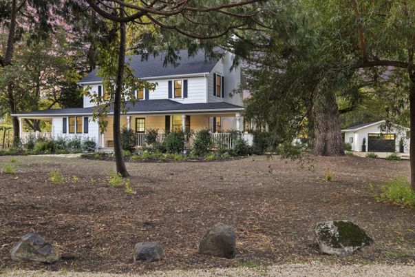 Backyard, Exterior, Facade, Queen Anne Victorian