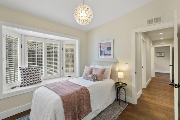 Bedroom, Interior, Pendant Lights, Recessed Lighting, Wood Texture Flooring